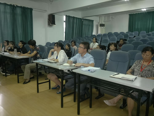 1476665528423091314.jpg C:Documents and SettingsAdministrator\u684c面 月9日学院试卷分析专题讲座新闻稿 .jpg